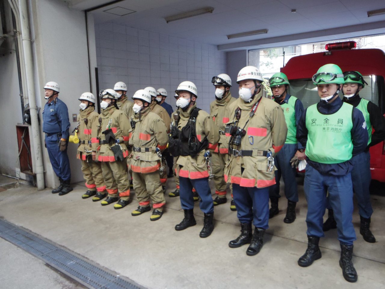四谷消防署消防破壊訓練