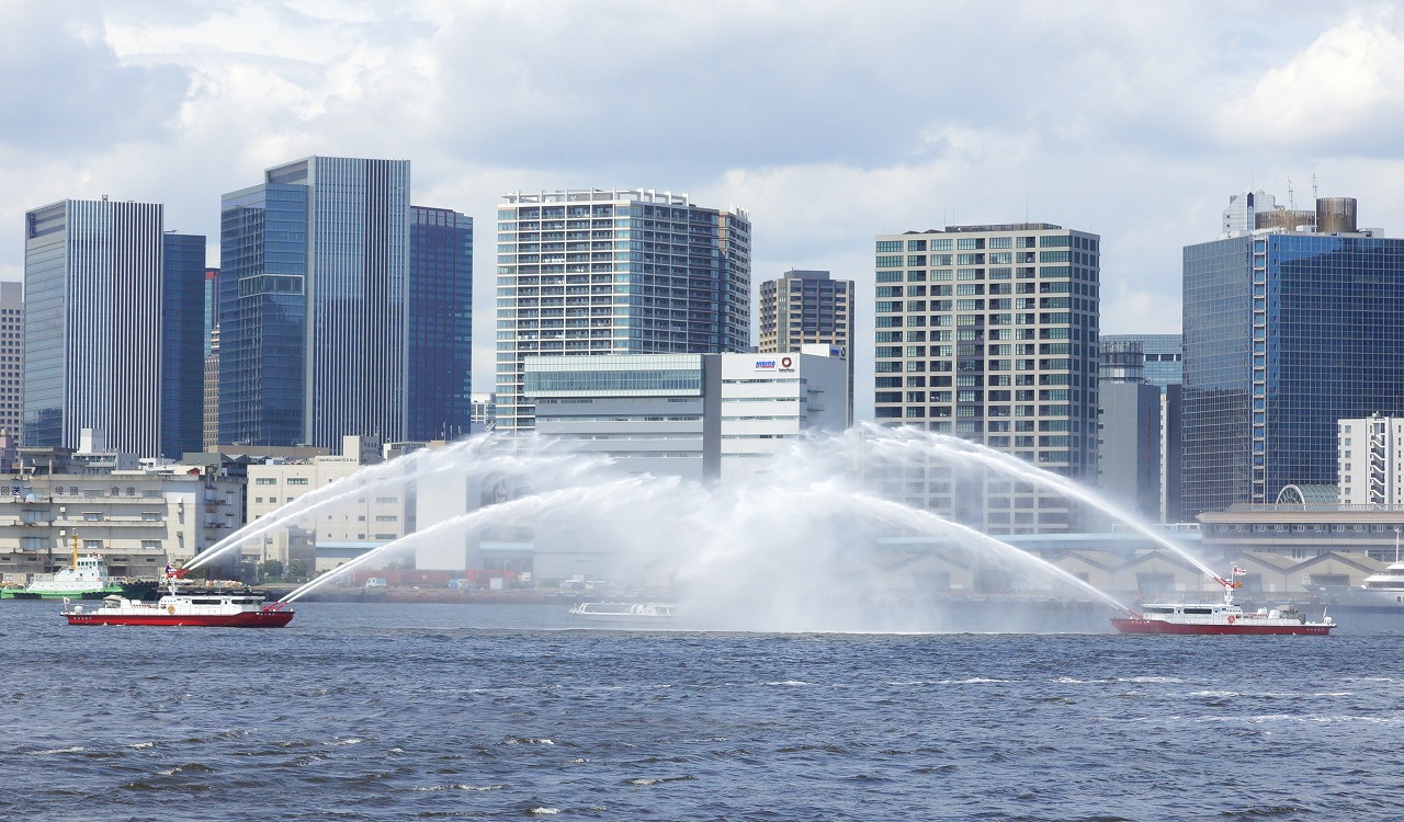 水の消防ページェント