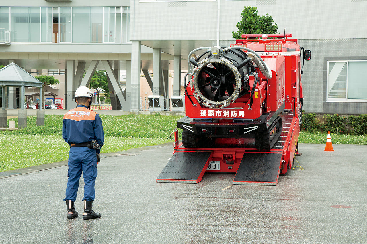 ハイパーミストブロアー車&重機搬送車 那覇市消防局