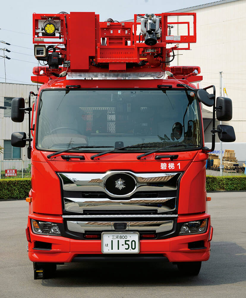 25mΣ型屈折はしご付消防ポンプ自動車 衣浦東部広域連合消防局