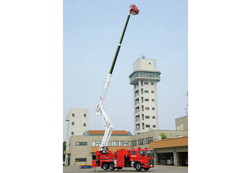 25mΣ型屈折はしご付消防ポンプ自動車 衣浦東部広域連合消防局