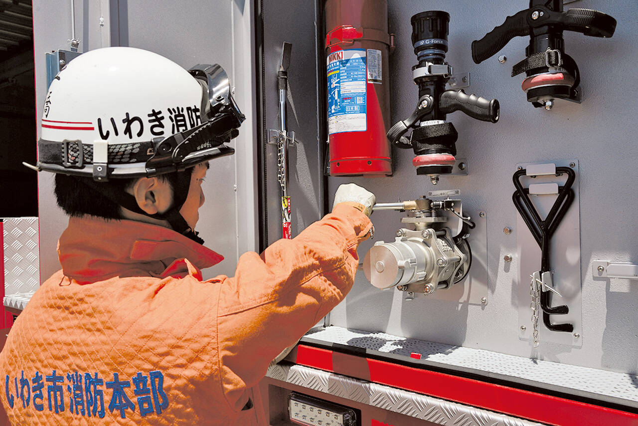 大型化学高所放水車 いわき市消防本部