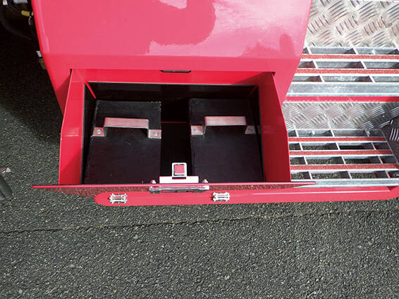 化学消防ポンプ自動車Ⅲ型 延岡市消防本部