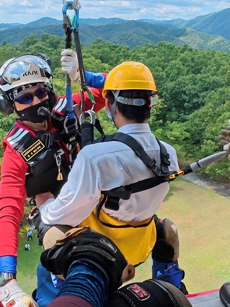 山口県消防防災航空隊・森林管理局・ココヘリ合同救助訓練