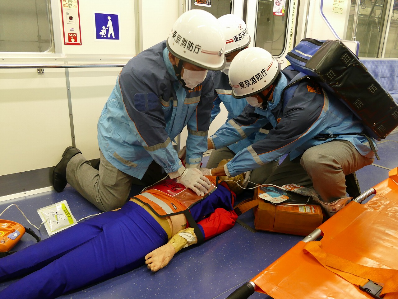 地震による鉄道車両脱線を想定 東京消防庁城東消防署